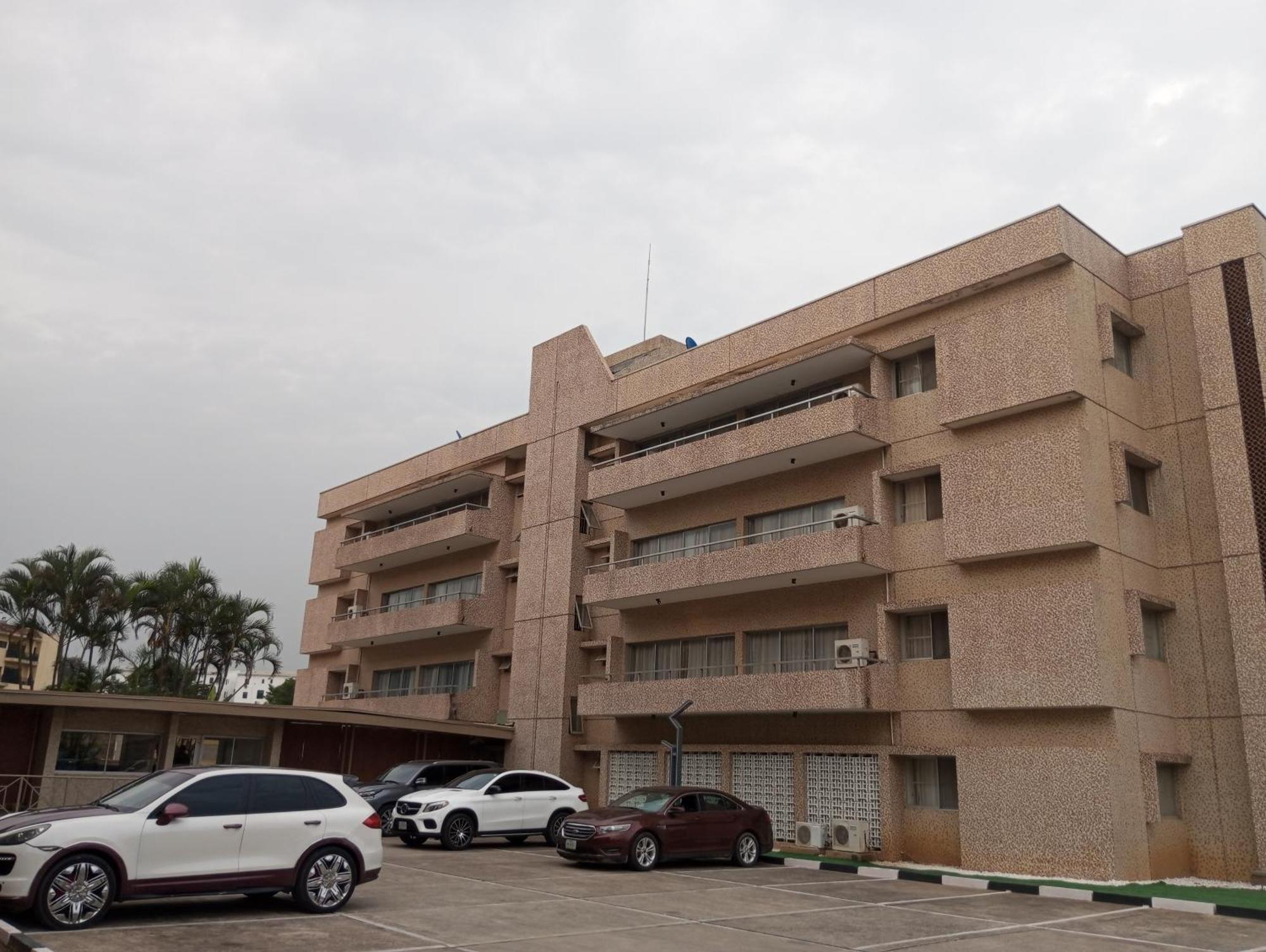 Sujimoto Residences Macdonald Λάγος Εξωτερικό φωτογραφία