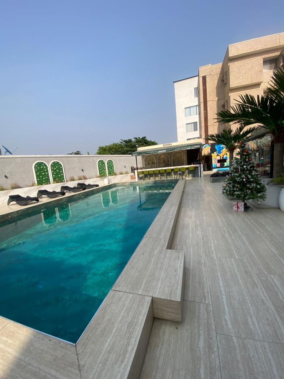 Sujimoto Residences Macdonald Λάγος Εξωτερικό φωτογραφία