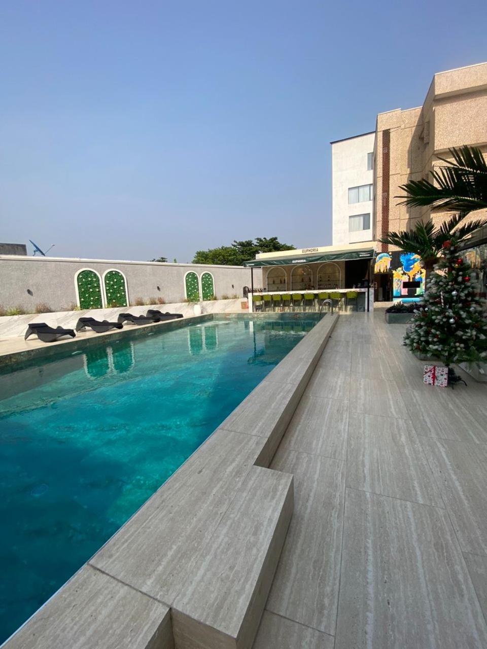 Sujimoto Residences Macdonald Λάγος Εξωτερικό φωτογραφία